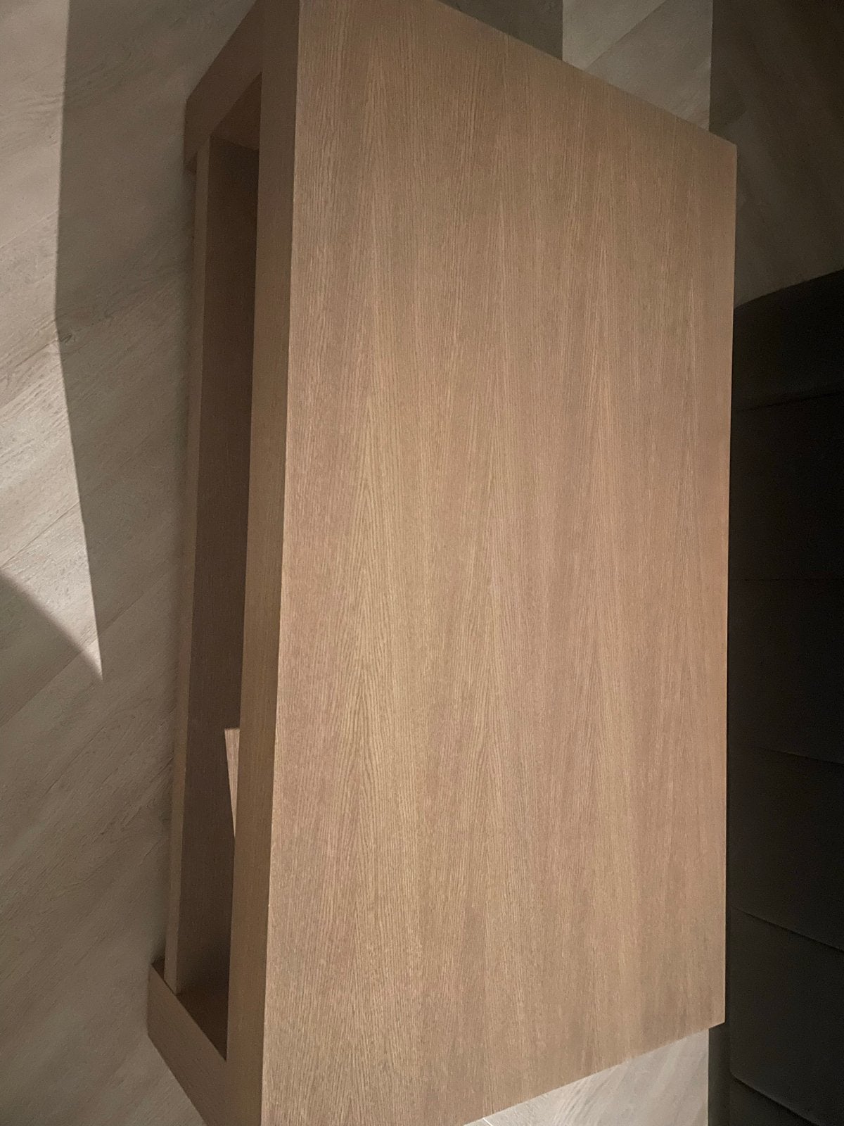 Stijlvolle salontafel van eikenhout, Ophalen, 100 tot 150 cm, Eikenhout, 50 tot 100 cm