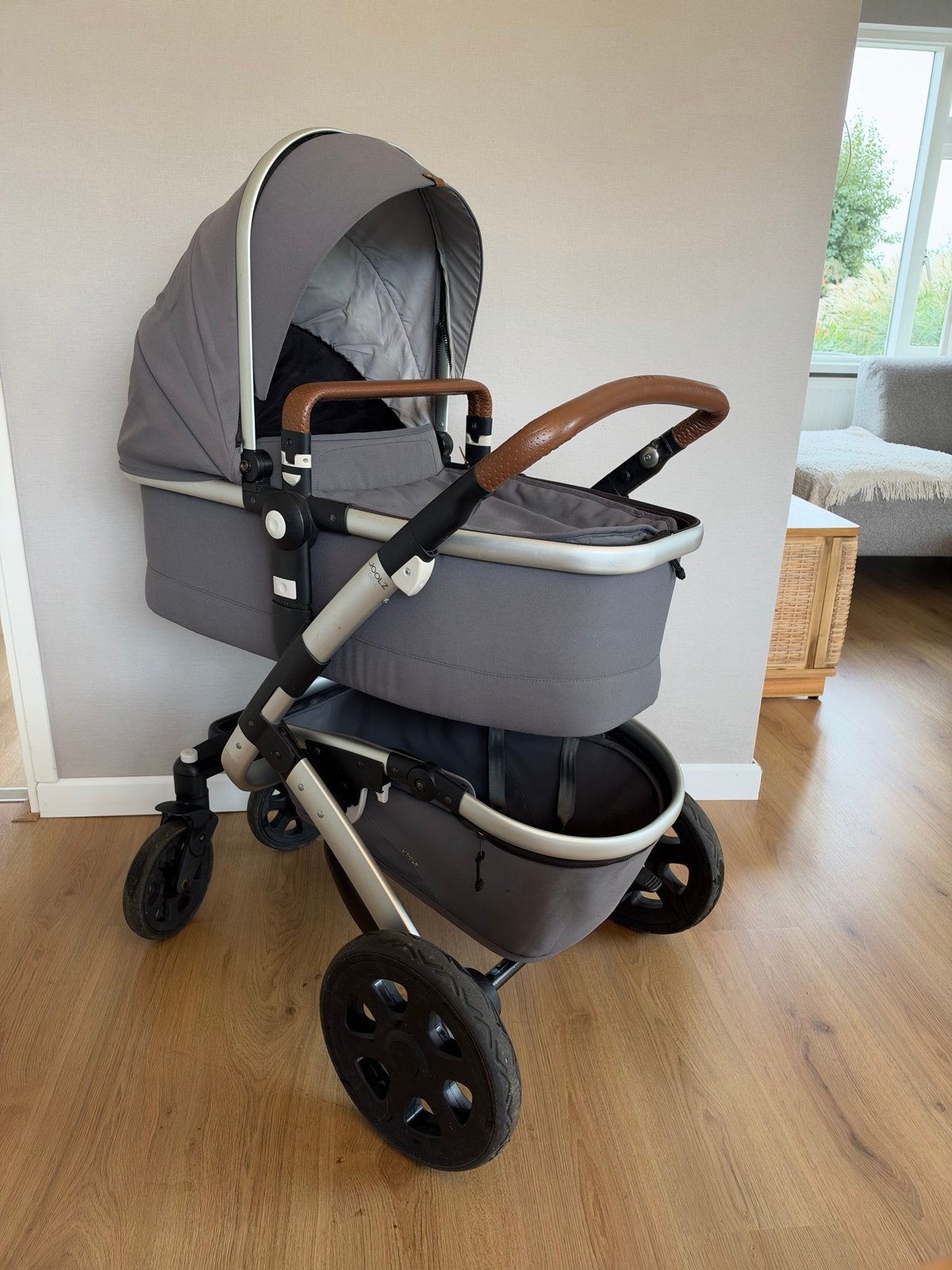 Joolz Day Geo2 kinderwagen met reiswieg en zitje, Overige merken, Gebruikt, Luchtbanden, Ophalen of Verzenden