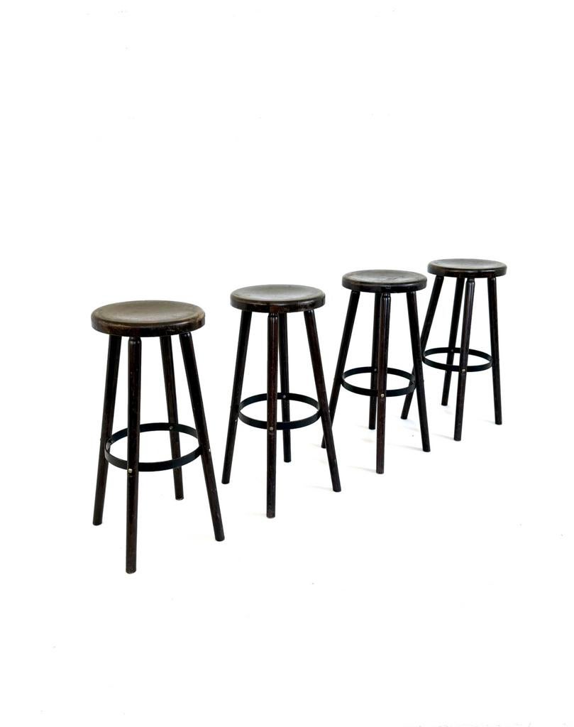 Set van 4 Brutalistische barkrukken ‘80, Huis en Inrichting, Barkrukken, Met voetsteun, 60 tot 90 cm, Ophalen of Verzenden, Zo goed als nieuw