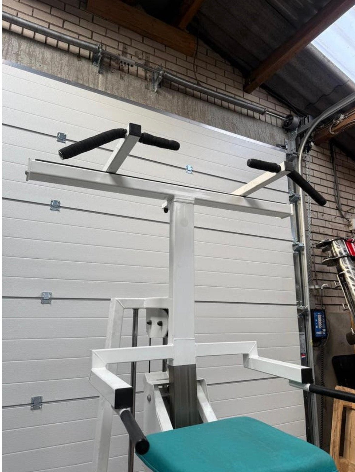 First Class Chin Dip assist / Assisted pull up machine, Sport en Fitness, Fitnessmaterialen, Ophalen, Benen, Gebruikt, -