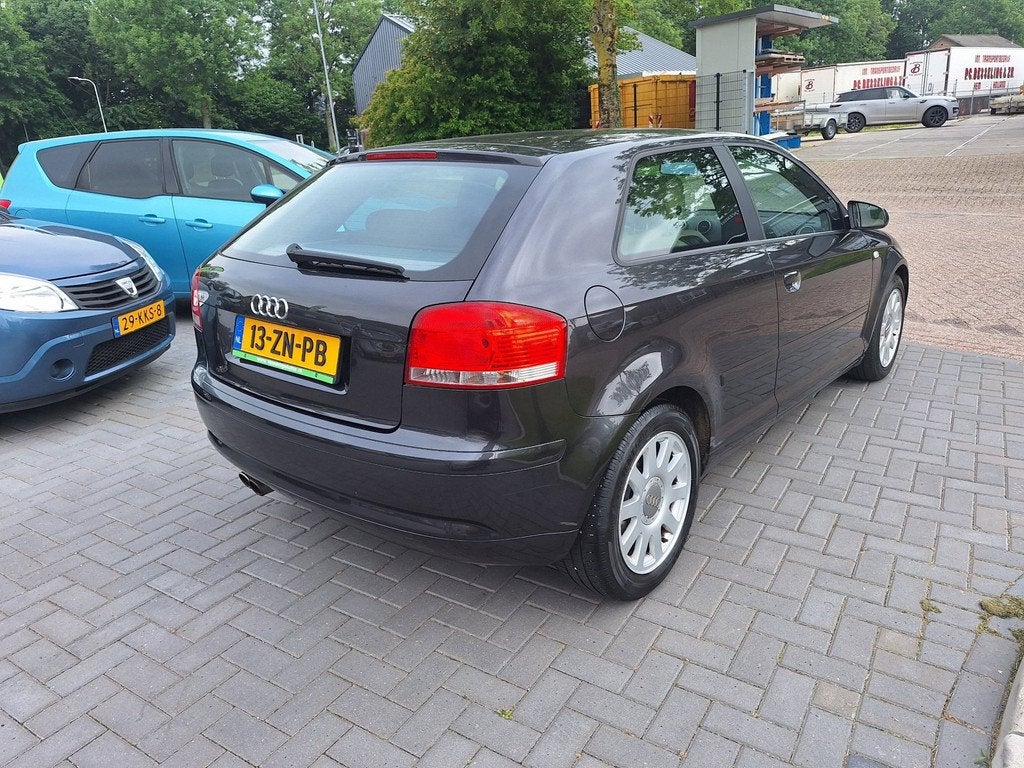 Audi A3 1.8 TFSI Ambition Pro Line / AUTOMAAT / APK juni 202, Auto's, Gebruikt, 4 cilinders, 700 kg, Bedrijf