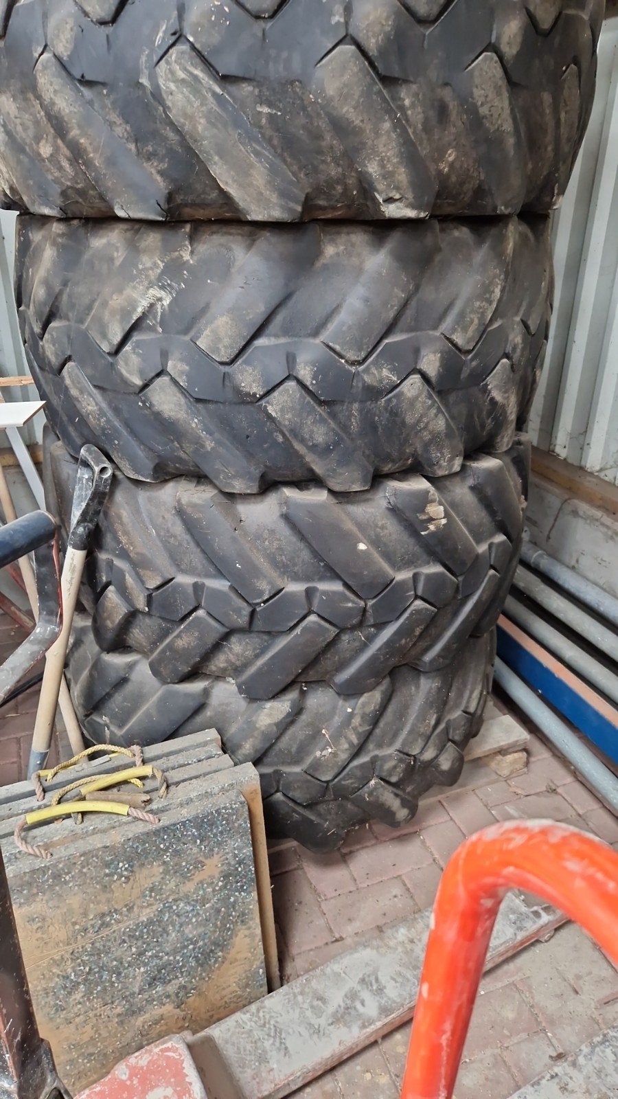 manitou verreiker banden 3 stuks, Ophalen of Verzenden
