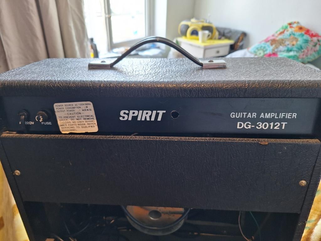 Gitaar met versterker, Muziek en Instrumenten, Versterkers | Bas en Gitaar, Ophalen of Verzenden, Gebruikt, 50 tot 100 watt