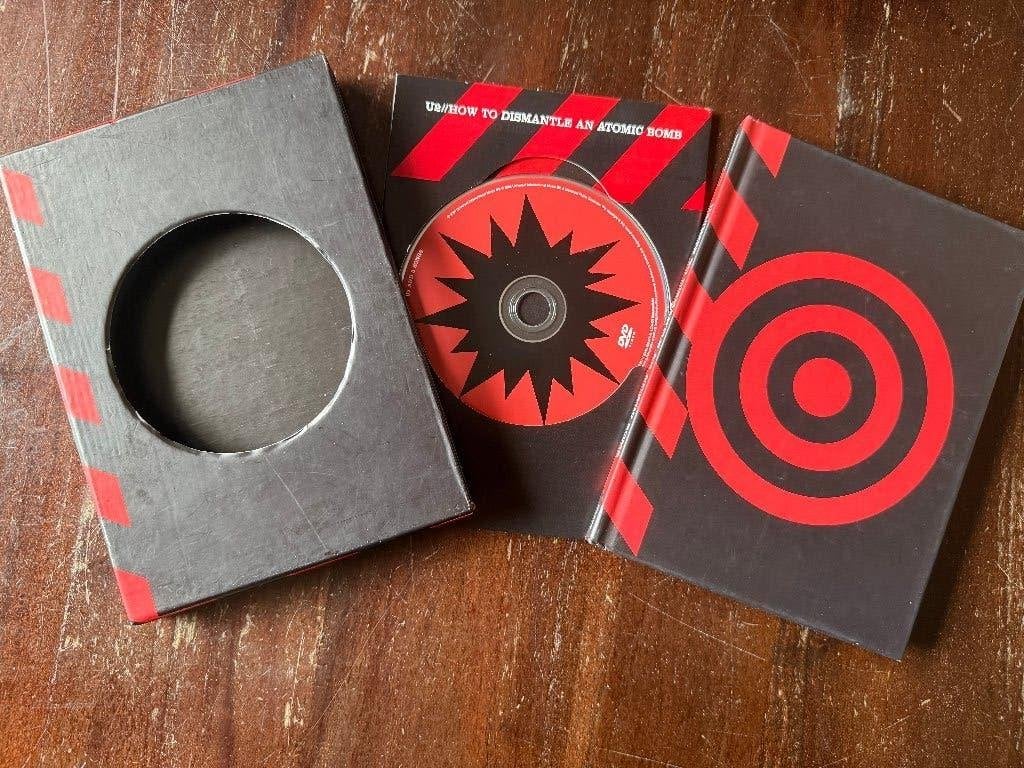 U2 How to Dismantle an Atomic Bomb ( DVD met CD Box ), Alle leeftijden, Inclusief boekje, Ophalen of Verzenden, Zo goed als nieuw