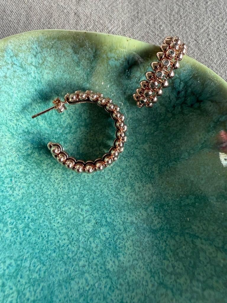 Cartier Clash oorbellen rose met strass, Overige materialen, Verzenden, Nieuw, Roze