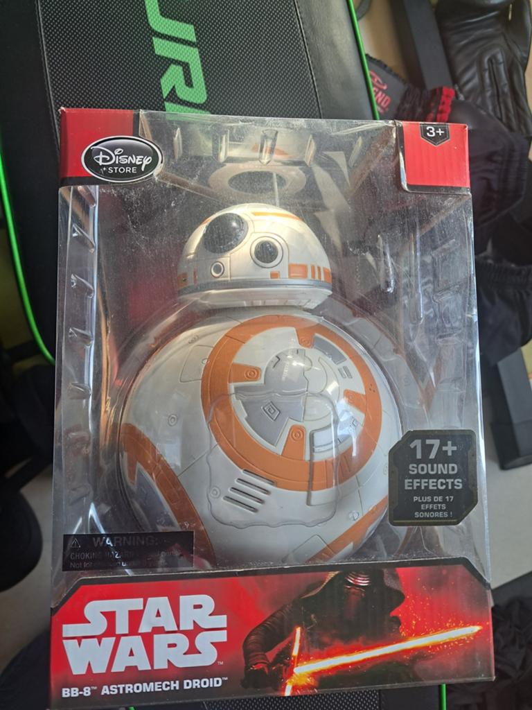 Star wars BB8 beweegt en maakt geluid, Ophalen of Verzenden, Actiefiguurtje