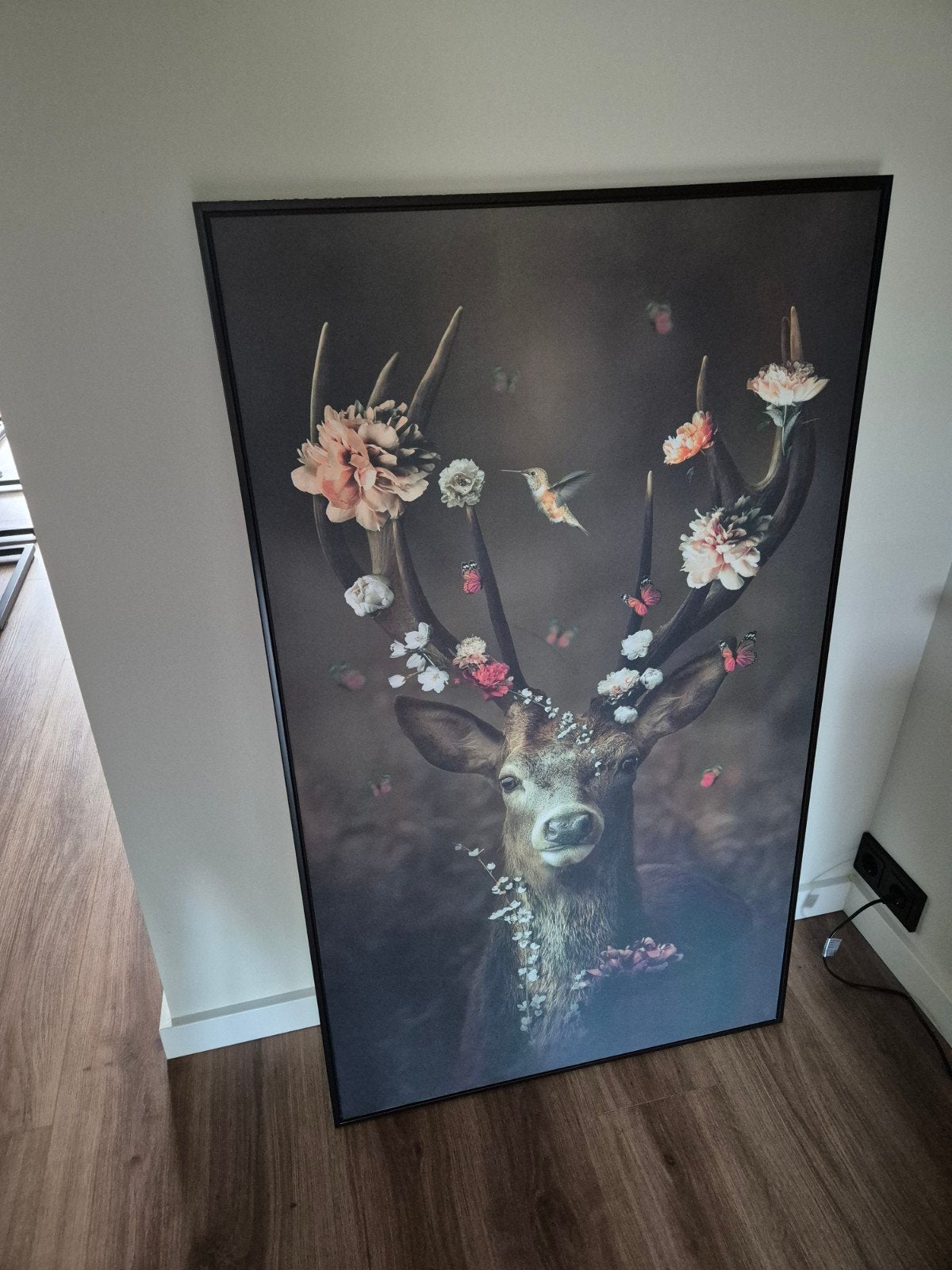 Prachtig schilderij van hert met bloemen en vlinders, Huis en Inrichting, Woonaccessoires | Schilderijen, Tekeningen en Foto's