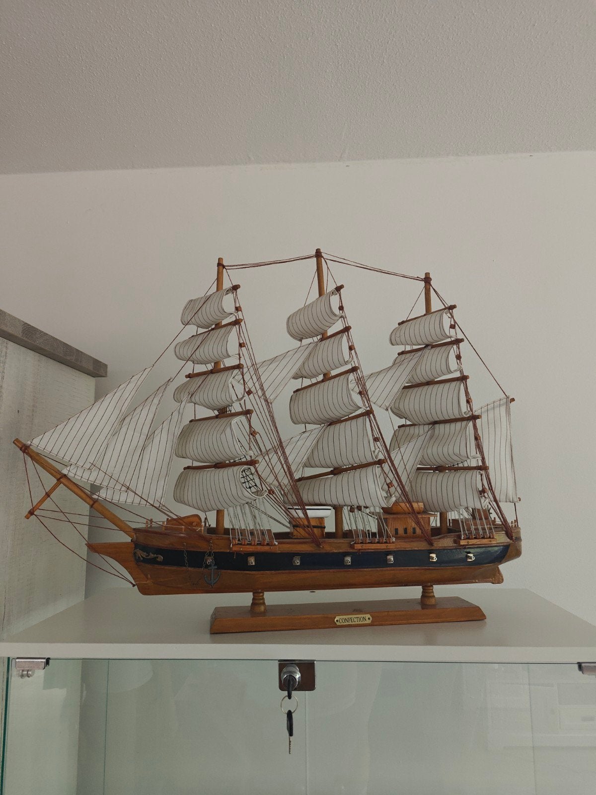 Gedetailleerd scheepsmodel 'Confection' - Houten zeilschip, Ophalen