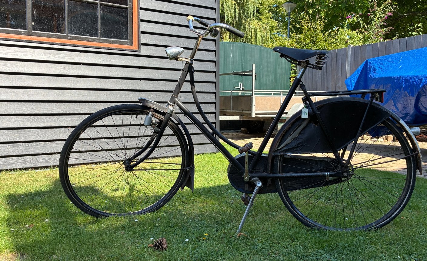 Antieke Gazelle, antieke Batavus en Gazelle herenfiets, Ophalen, Jaren '50