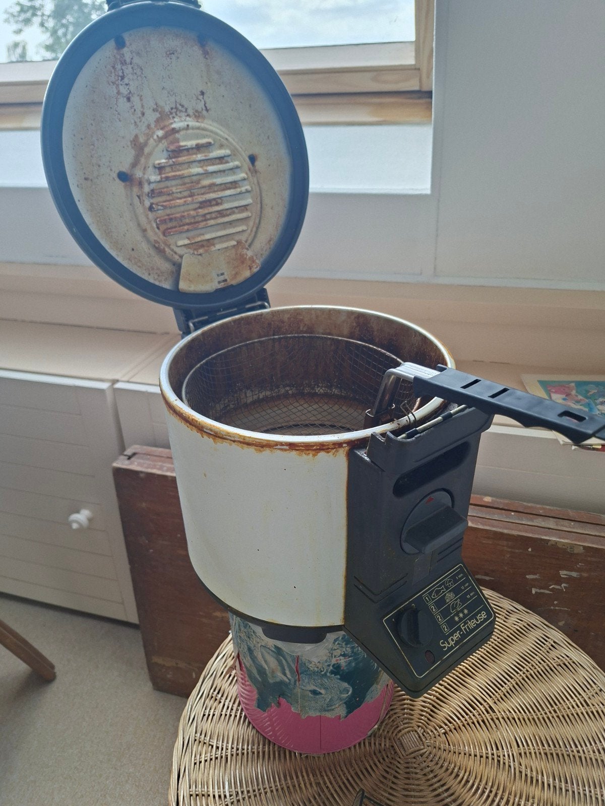 Tefal Super Safety Fryer - Vintage Friteuse, Minder dan 1 liter, Ophalen of Verzenden, Gebruikt, Uitneembare binnenpan