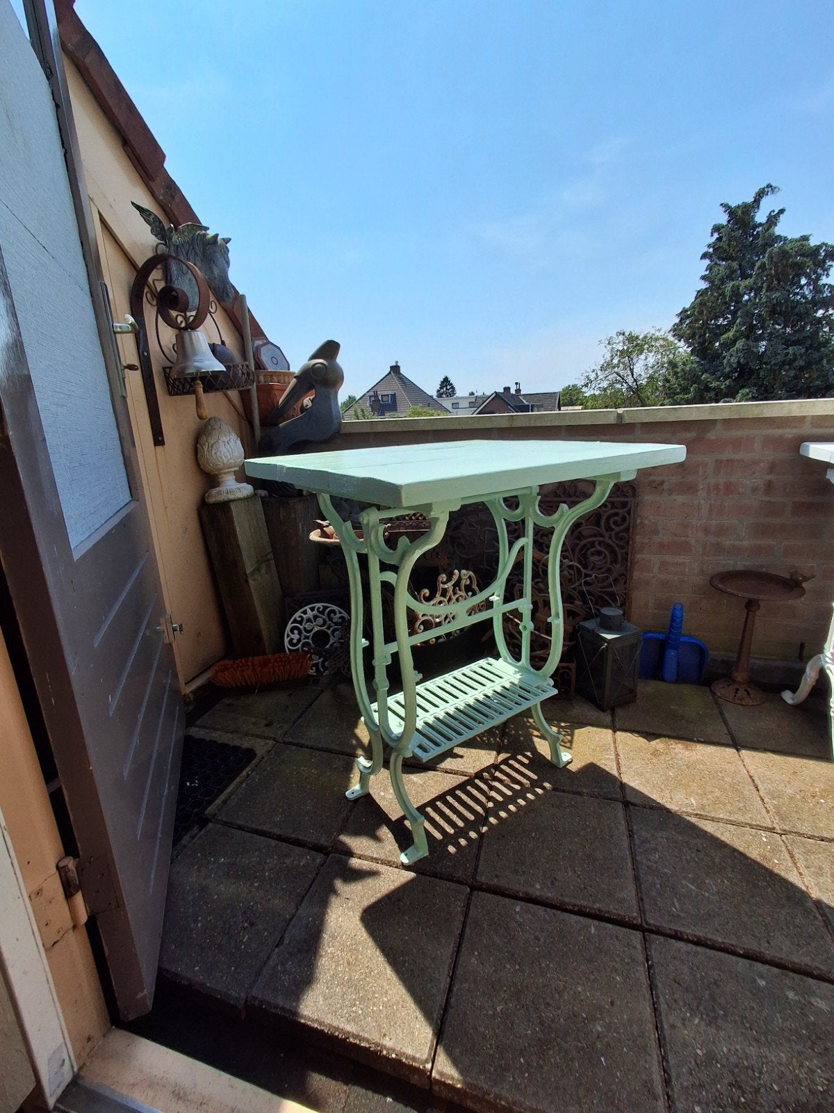 Vintage gietijzeren tafel met houten blad, Antiek en Kunst, Ophalen