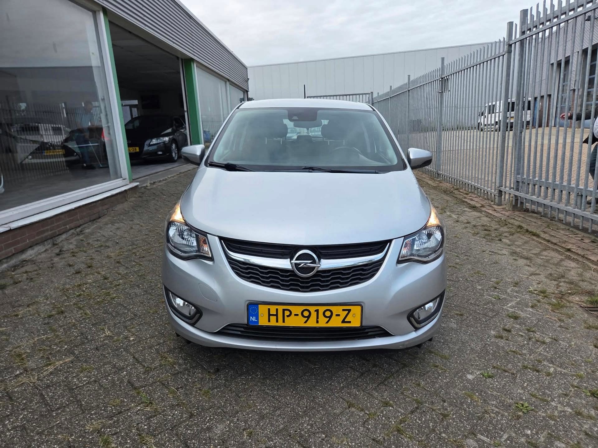 Opel KARL 1.0 ecoFLEX Cosmo|LEDER|CRUISE|NAP|, Voorwielaandrijving, 839 kg, Gebruikt, Euro 6
