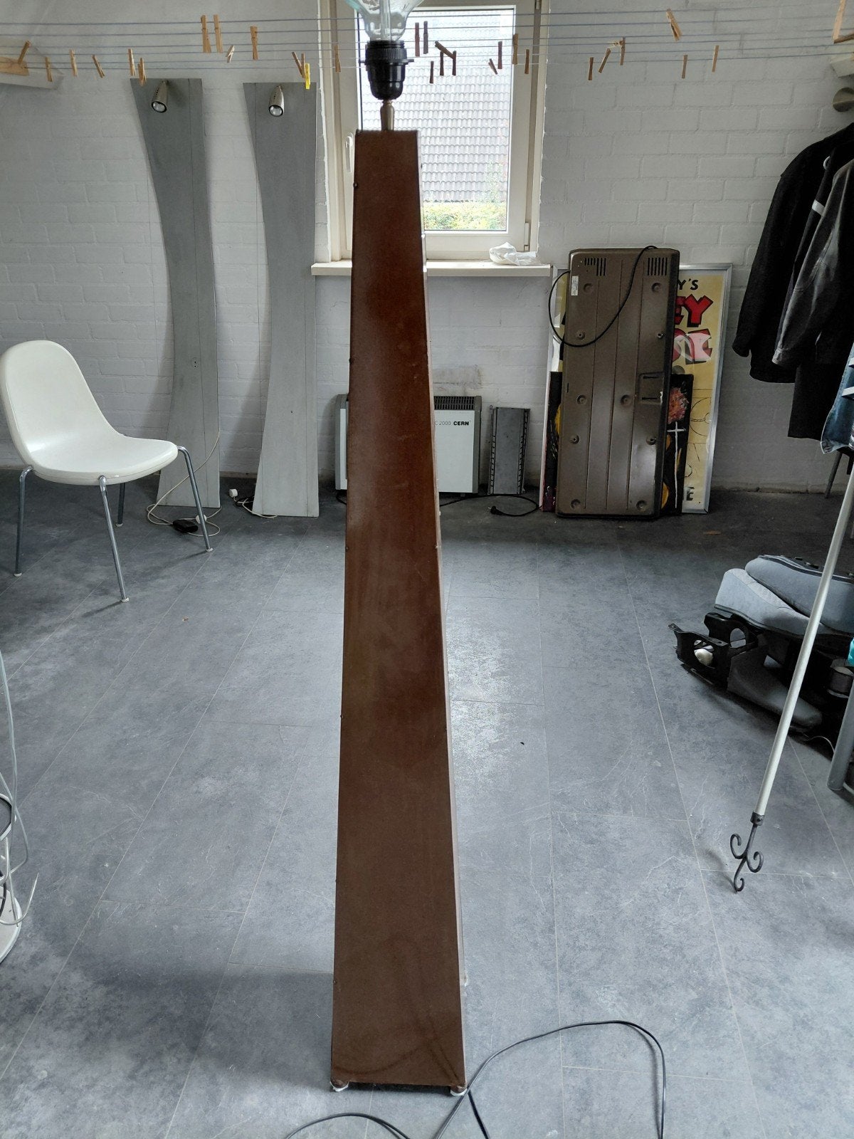 Vandeheg Vloerlamp -  Obelisk Design, Ophalen, Zo goed als nieuw, Metaal, 150 tot 200 cm