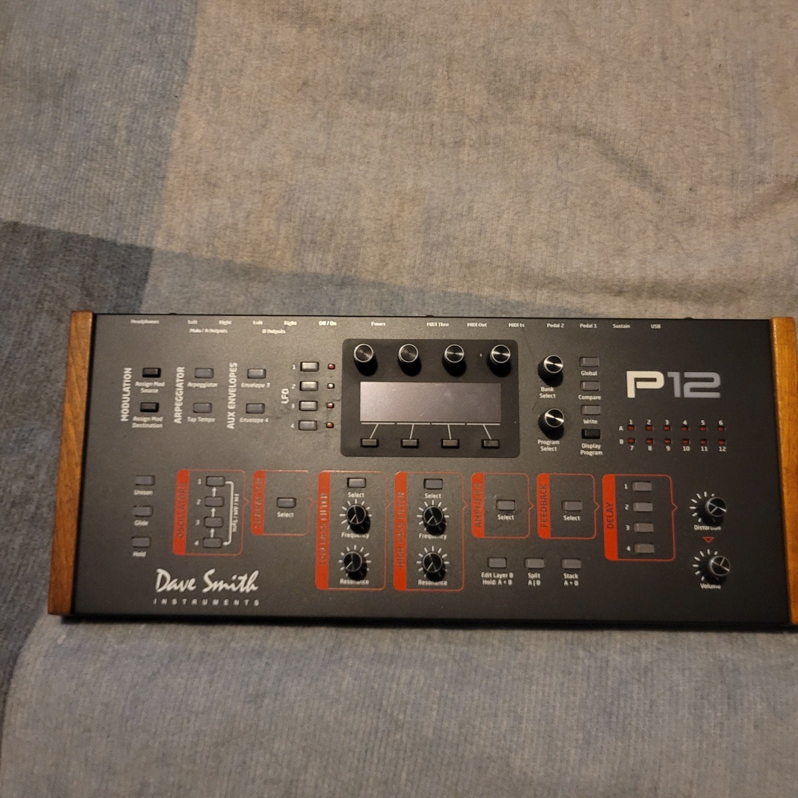 DSI Prophet 12 Desktop te koop, Muziek en Instrumenten, Synthesizers, Overige merken, Gebruikt, Met midi-aansluiting, Overige aantallen