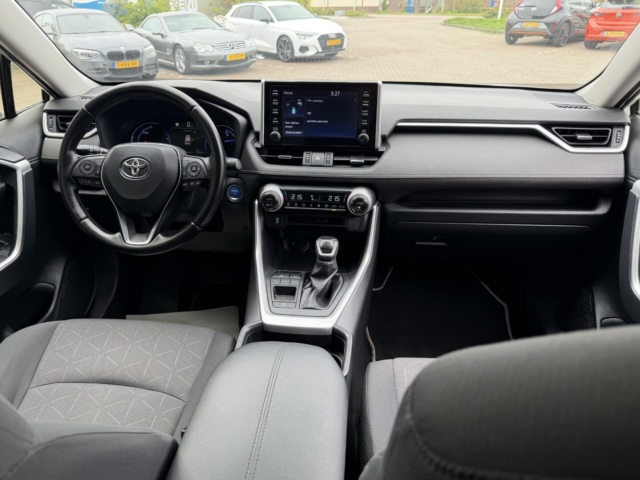 Toyota RAV4 2.5 Hybrid First Edition APPLE CARPL/ANDROID AUT, Stof, Gebruikt, 4 cilinders, 2487 cc