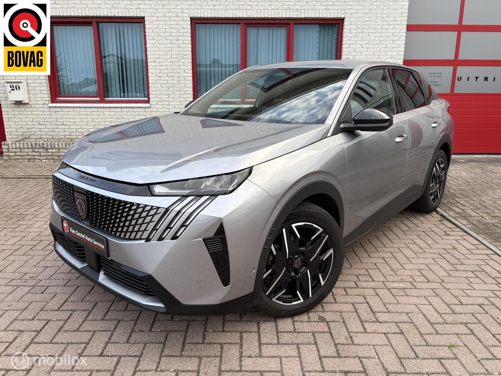 Peugeot 3008 1.2 Hybrid 136 Allure, Auto's, Peugeot, 145 pk, Gebruikt, 1199 cc, Automatische klimaatregeling