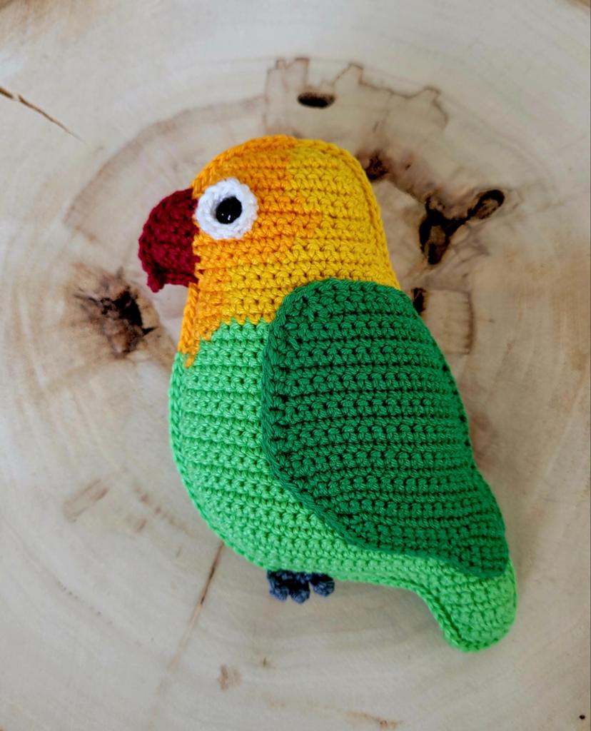 Gehaakte Dwergpapegaai knuffel, Kinderen en Baby's, Speelgoed | Knuffels en Pluche, Nieuw, Ophalen of Verzenden, Meerkleurig, Handgemaakt