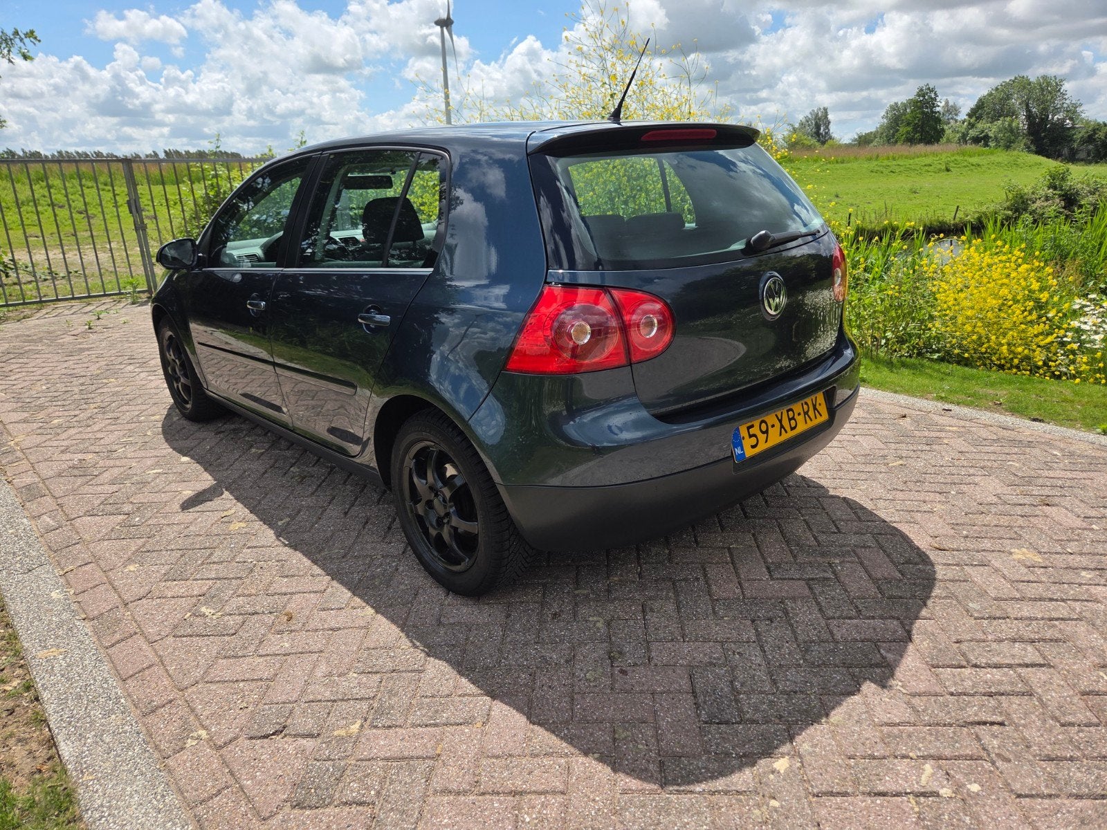 VW GOLF 5 1.6 TOUR GT AIRCO RNS510 KETTING-VV!NW-APK NL NAP!, Voorwielaandrijving, 4 cilinders, Origineel Nederlands, Handgeschakeld