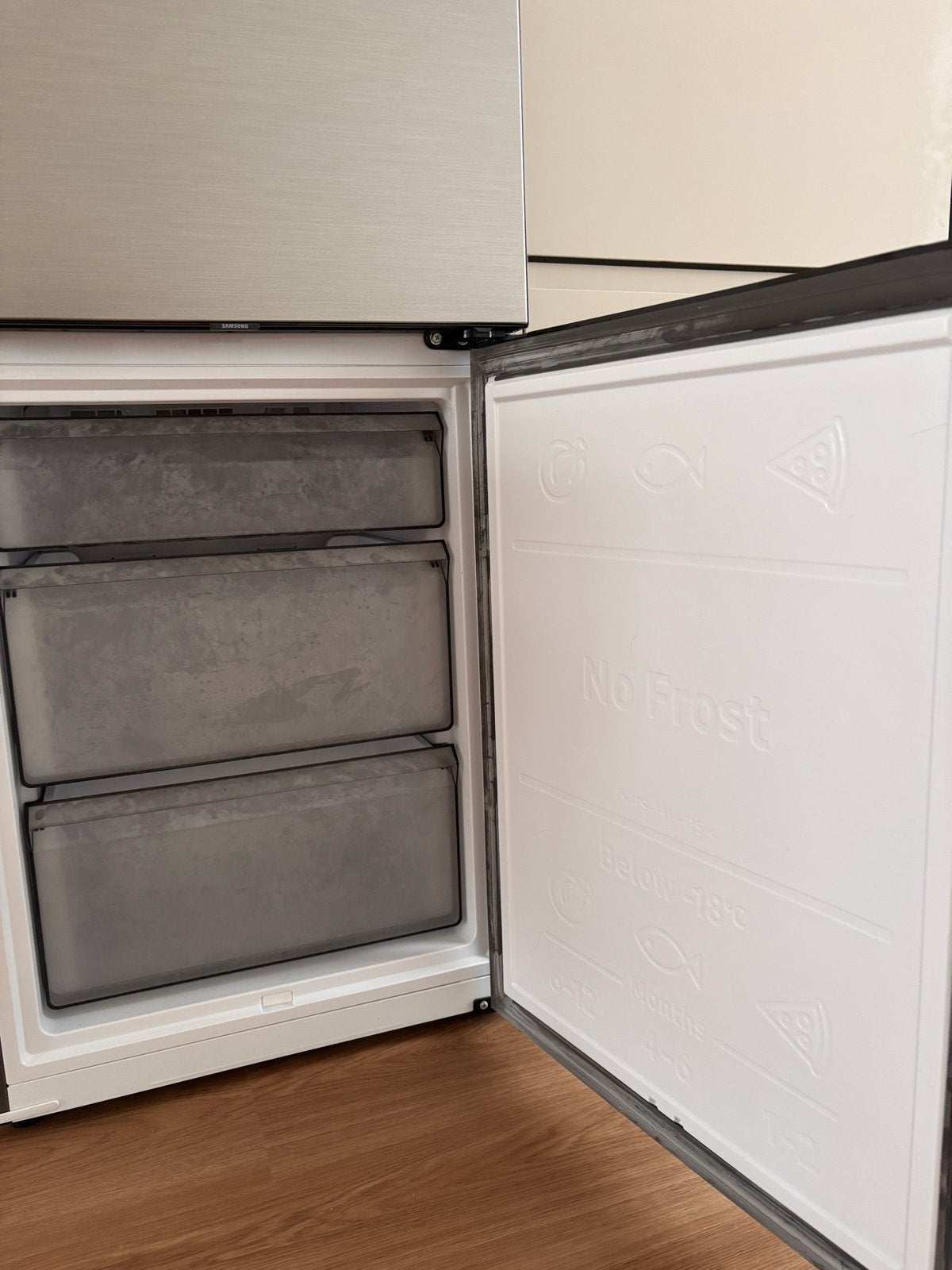 Foto 7 van Samsung RB38A7B6AS9 koel-vriescombinatie – goed werkend
