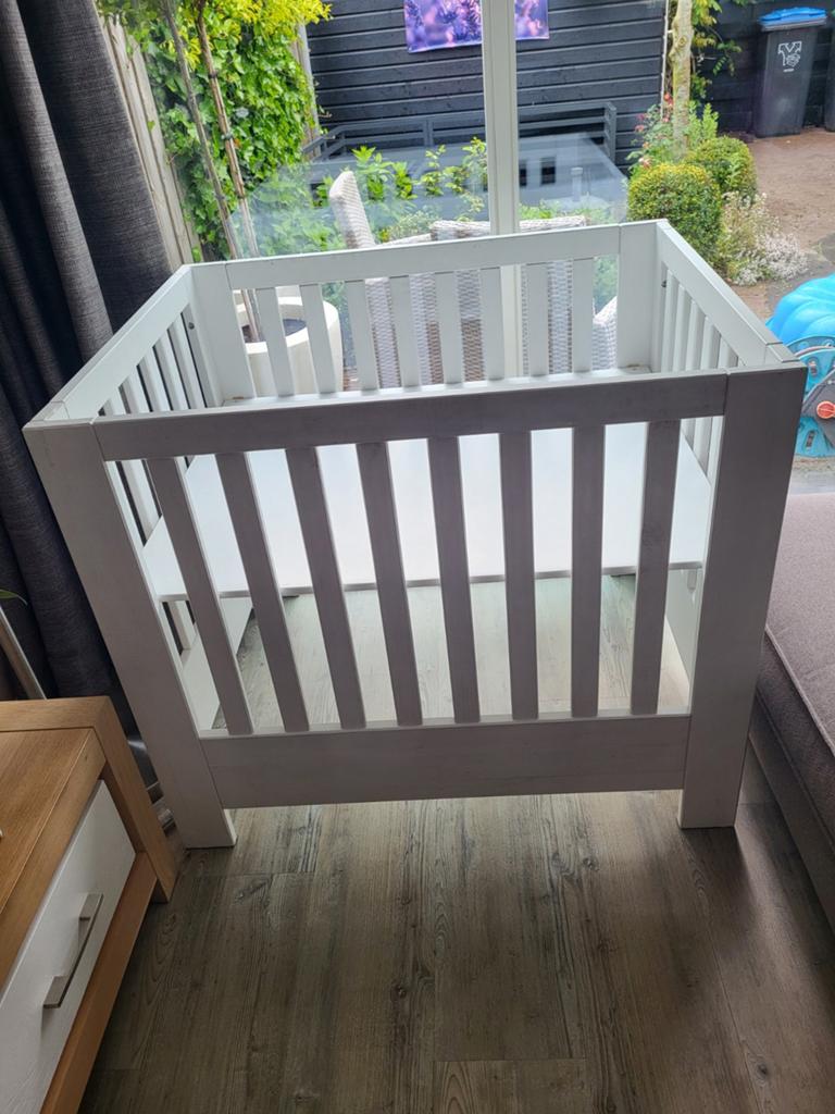 Box, Kinderen en Baby's, Babywiegjes en Ledikanten, Ophalen, Gebruikt, Ledikant