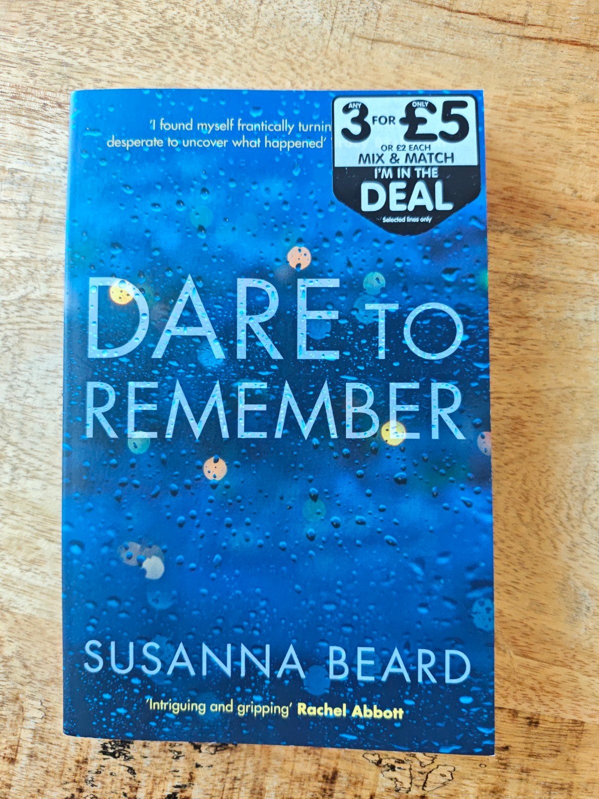 Dare to Remember - Susanna Beard (Engels), Boeken, Ophalen of Verzenden, Zo goed als nieuw, Susanna Beard, Europa overig