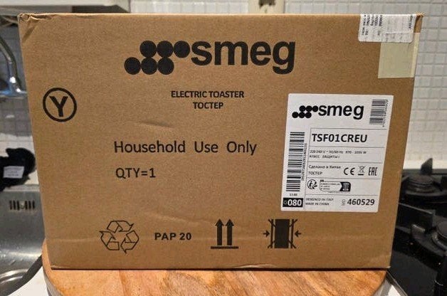 Creme kleurige Smeg broodrooster nieuw nog in verpakking, Ophalen, Nieuw