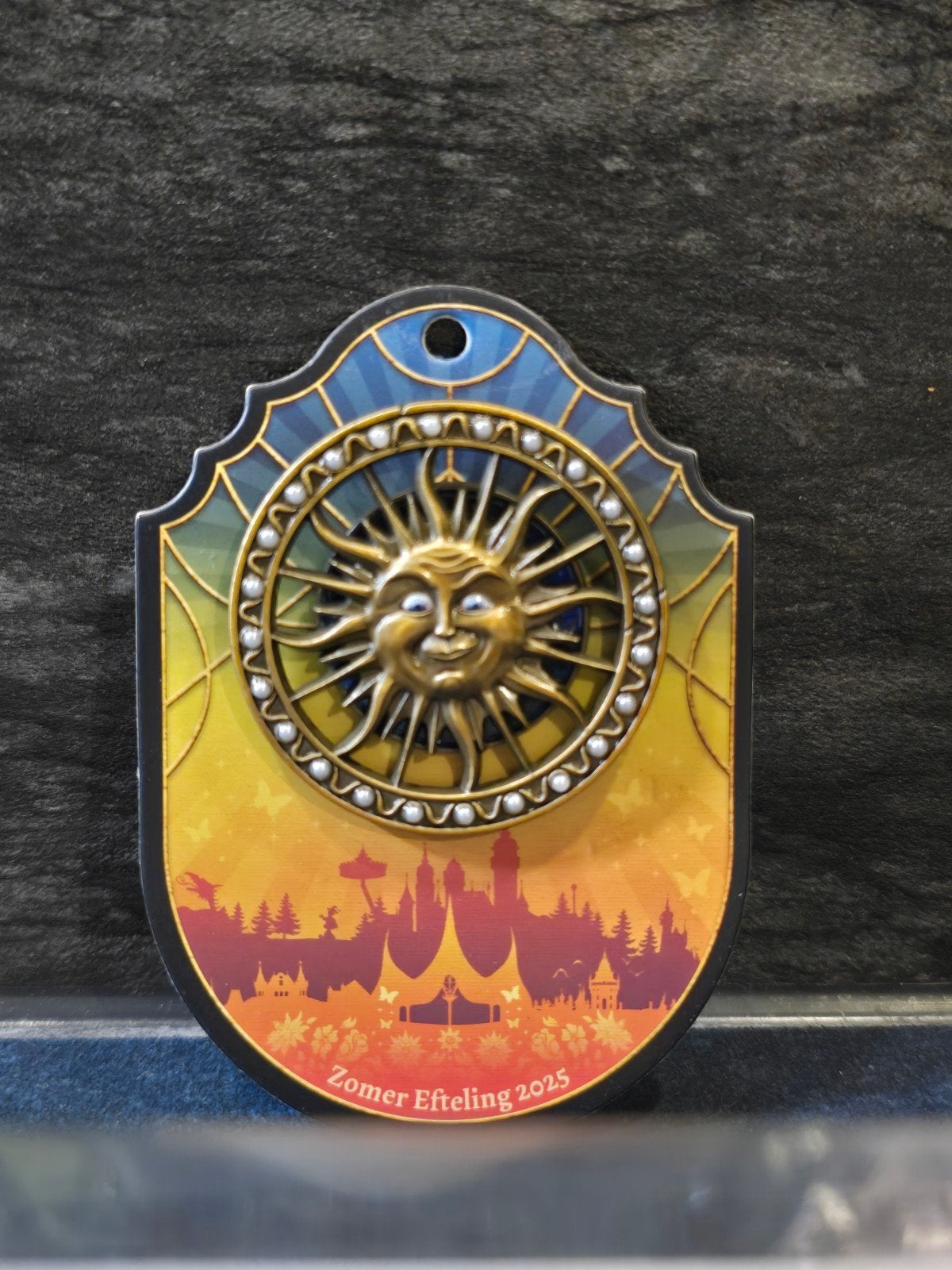 Efteling Pin - Zomer Efteling 2025, Verzamelen, Efteling, Ophalen of Verzenden, Nieuw, Button of Speldje