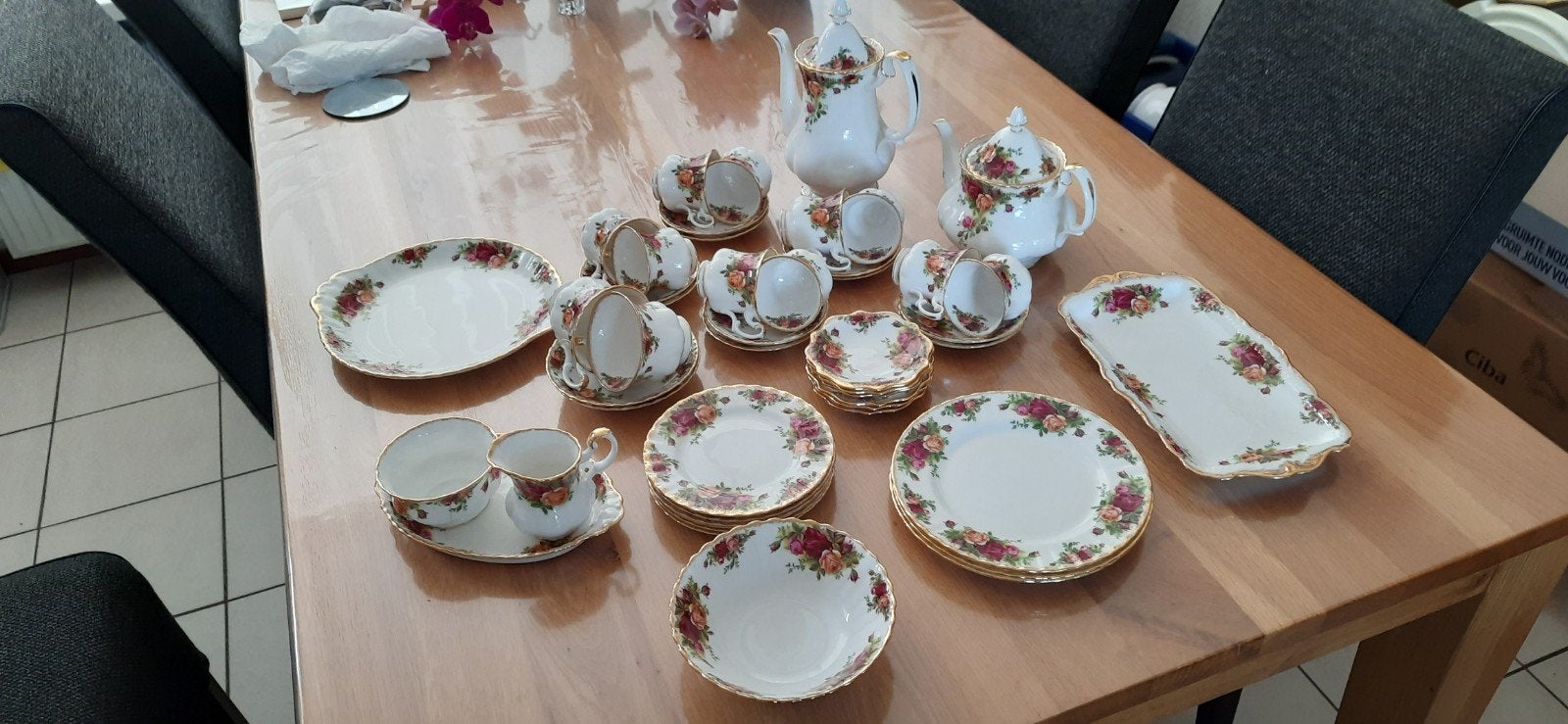 Royal Albert Old Country Roses Servies - Complete Set, Antiek en Kunst, Antiek | Servies compleet, Ophalen