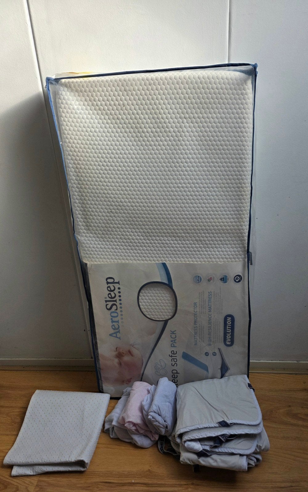 AeroSleep Evolution babymatras 60x120 cm – compleet pakket, Ophalen, Jongetje of Meisje, Beddengoedset, Zo goed als nieuw
