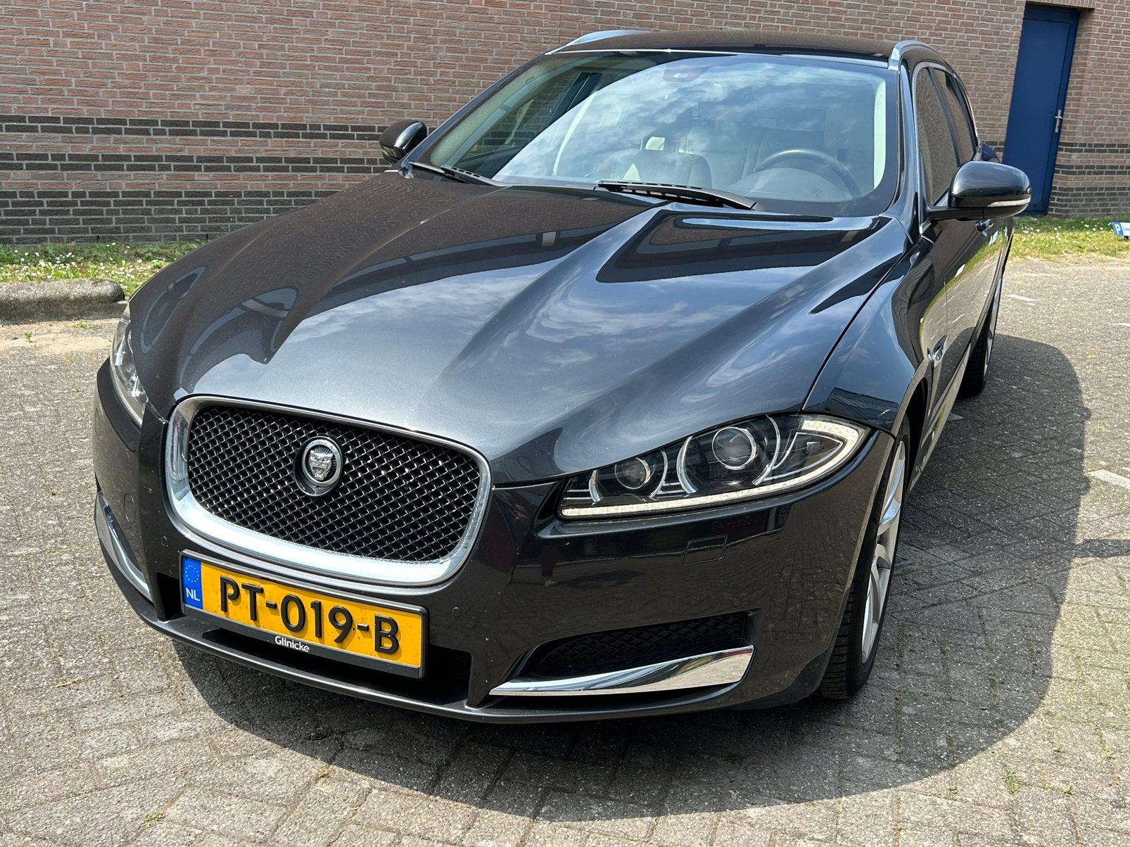 Jaguar XF 3.0 D V6 275pk Sportbrake, Perfect onderhouden, Auto's, Jaguar, Euro 5, Achterwielaandrijving, Beige, 2993 cc