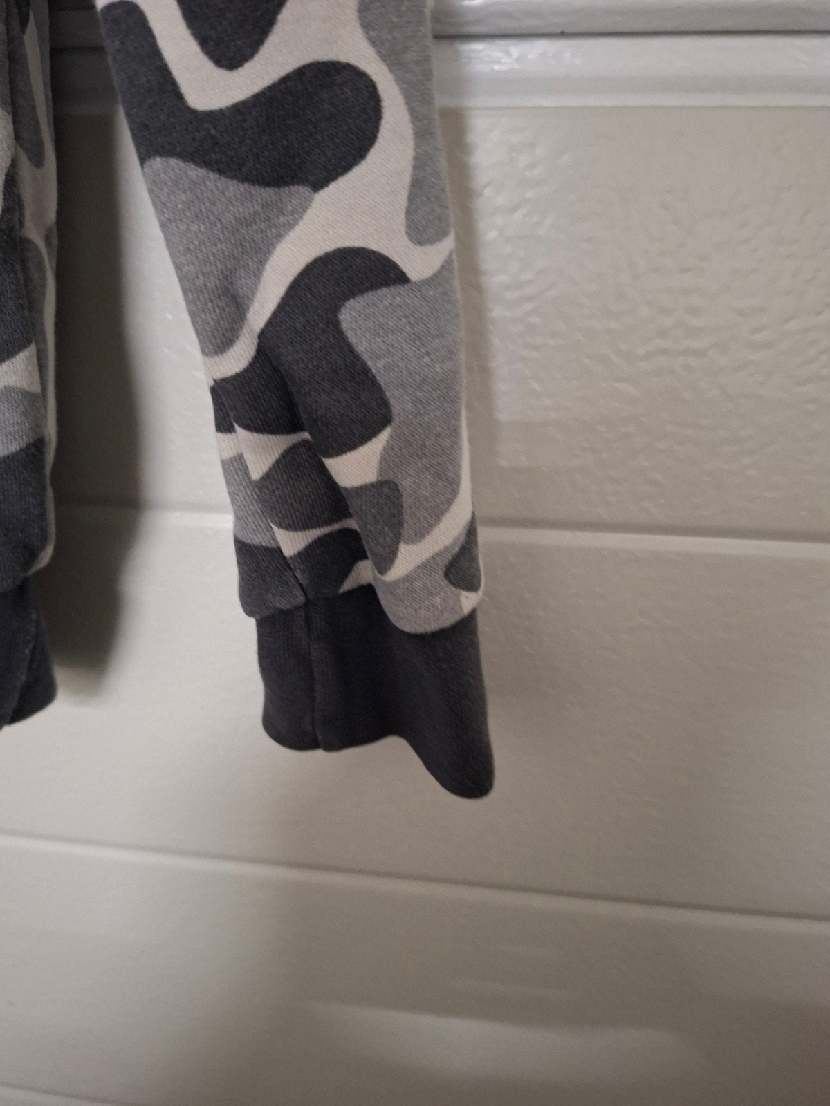 Adidas trui camouflage maat 9/10 jaar (140), Adidas, Gebruikt, Jongen of Meisje, Trui of Vest
