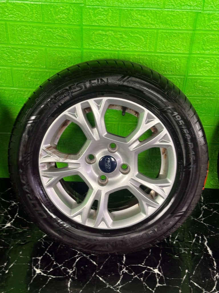 Originele Ford Fiesta MK5 MK6 velgen 15" 4x108 zomerset 7mm!, Niet ingevuld, Gebruikt, 15 inch, Banden en Velgen