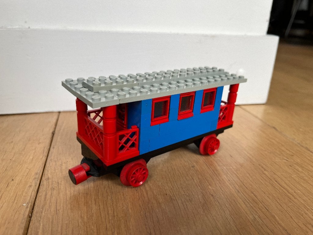 Lego 131 Trein Passenger Coach, Kinderen en Baby's, Speelgoed | Duplo en Lego, Zo goed als nieuw, Lego, Complete set, Compleet