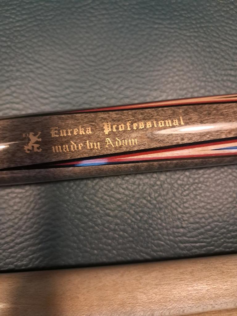 Eureka proffecinal made by adam met 2 toppen, Sport en Fitness, Biljarten en Poolen, Ophalen of Verzenden, Keu of Ballen