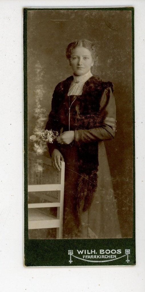 G224;Nette CDV van een Mevrouw, 5 x 12 cm, Verzamelen, Foto's en Prenten, Verzenden, Foto, Klederdracht, Zo goed als nieuw
