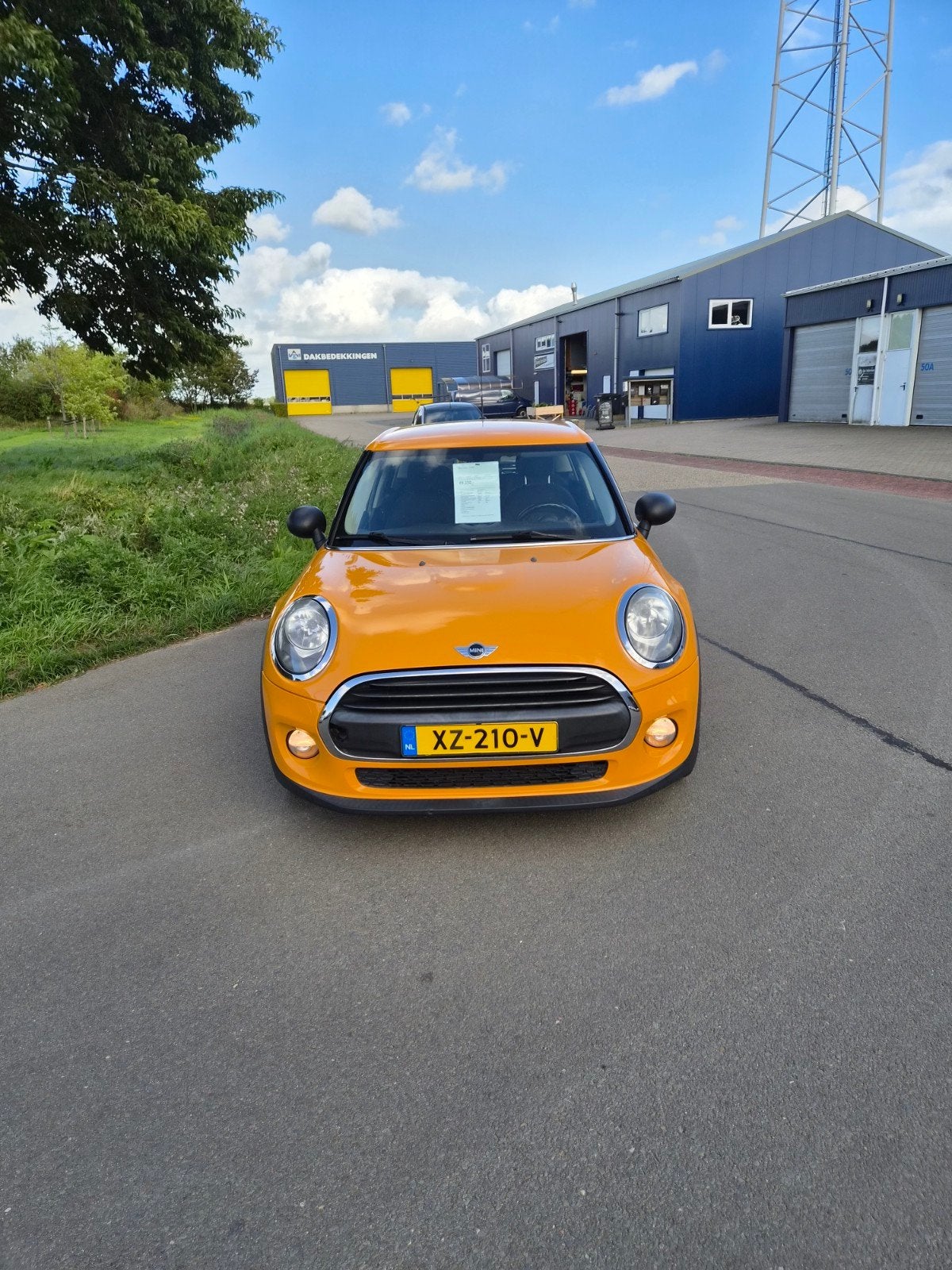 Mini 1.2 ONE 5D 2015 Grote beurt, nieuwe APK, Auto's, Mini, Voorwielaandrijving, 74 pk, Overige kleuren, 1198 cc