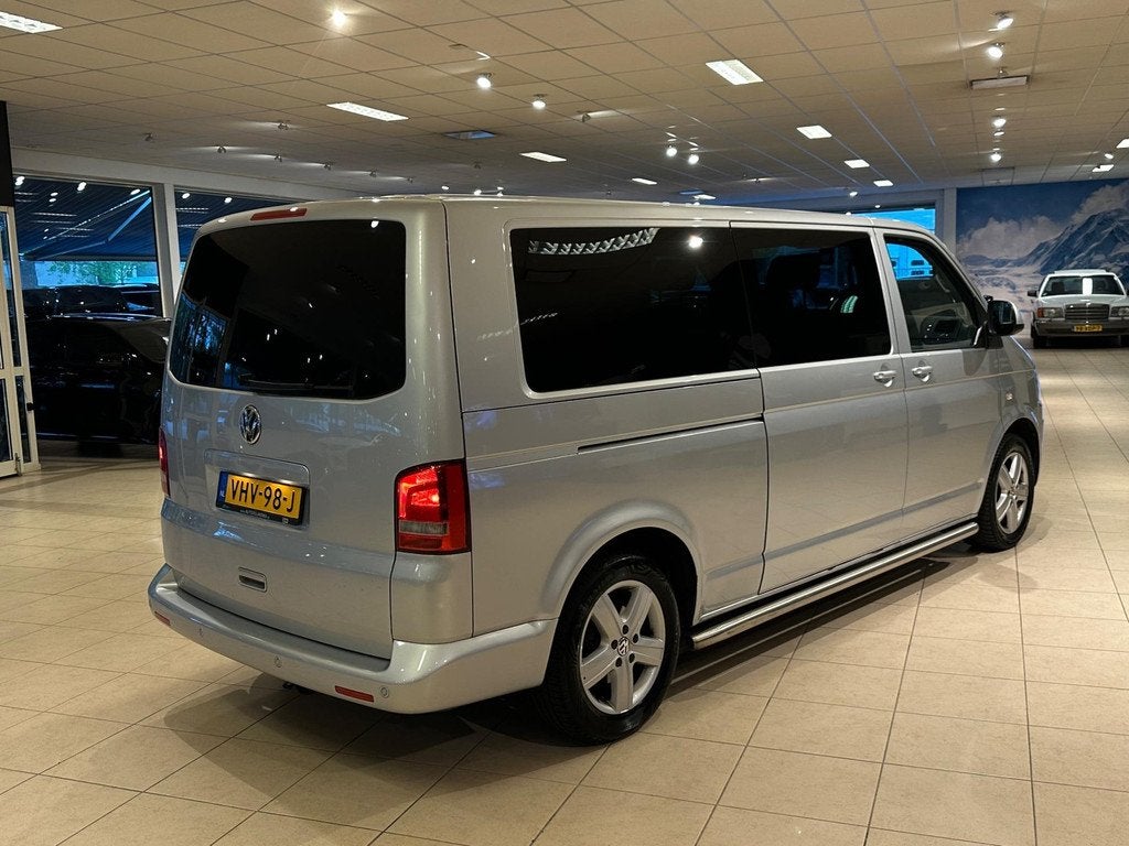 Volkswagen Transporter Multivan 2.0 TDI L2H1 DC|DSG|LIFT|2xC, Euro 5, Zwart, 4 cilinders, Volkswagen