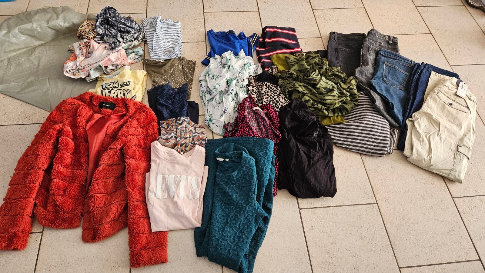 Grote kledingbundel dameskleding, diverse stijlen maat 38/40, Ophalen of Verzenden