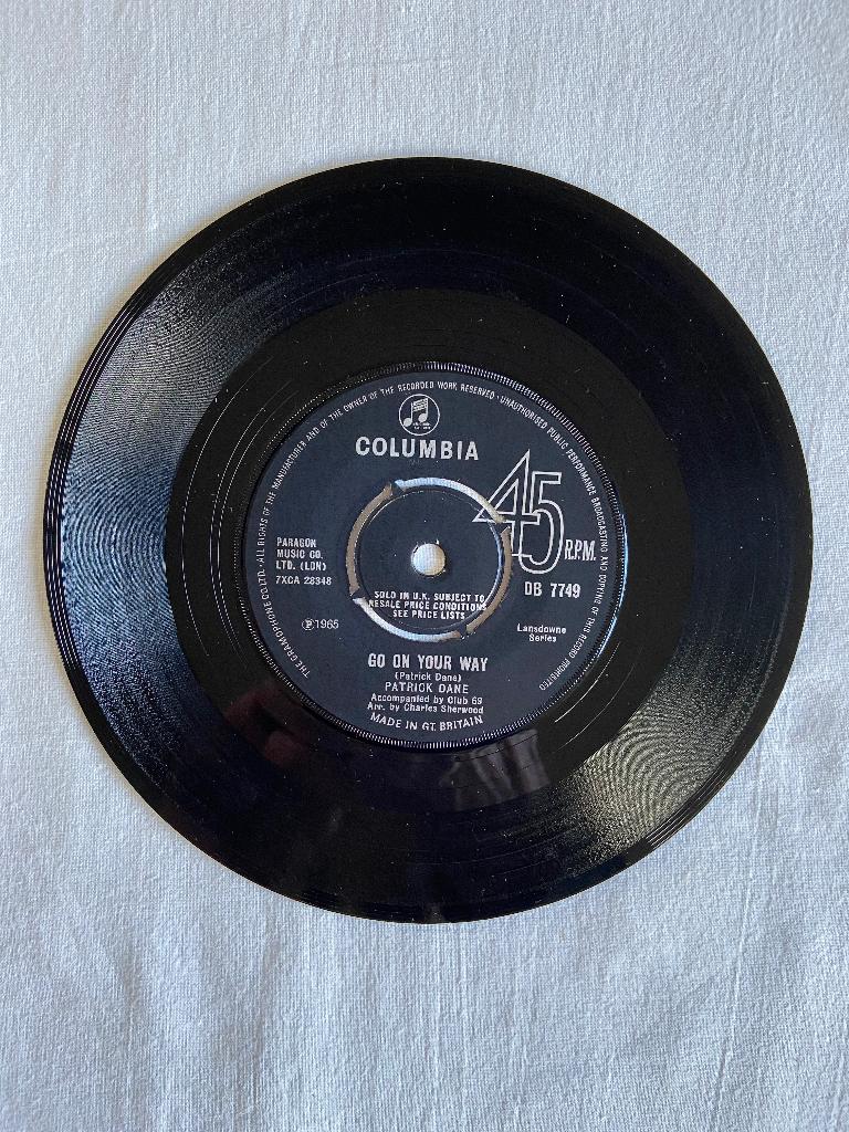 Patrick Dane - go out and get somebody, 7 inch, Single, Ophalen of Verzenden, Zo goed als nieuw