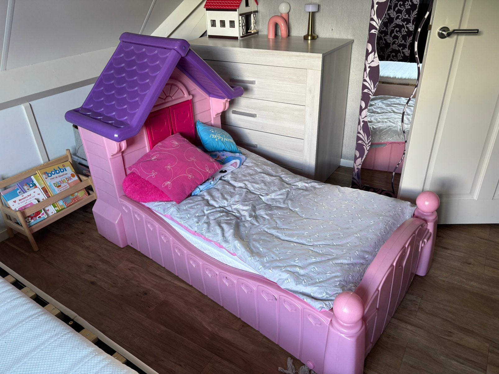 Prinsessen peuterbed leeftijd 1 1/2 tot 5 jaar, Ophalen, Gebruikt, Minder dan 140 cm, Matras