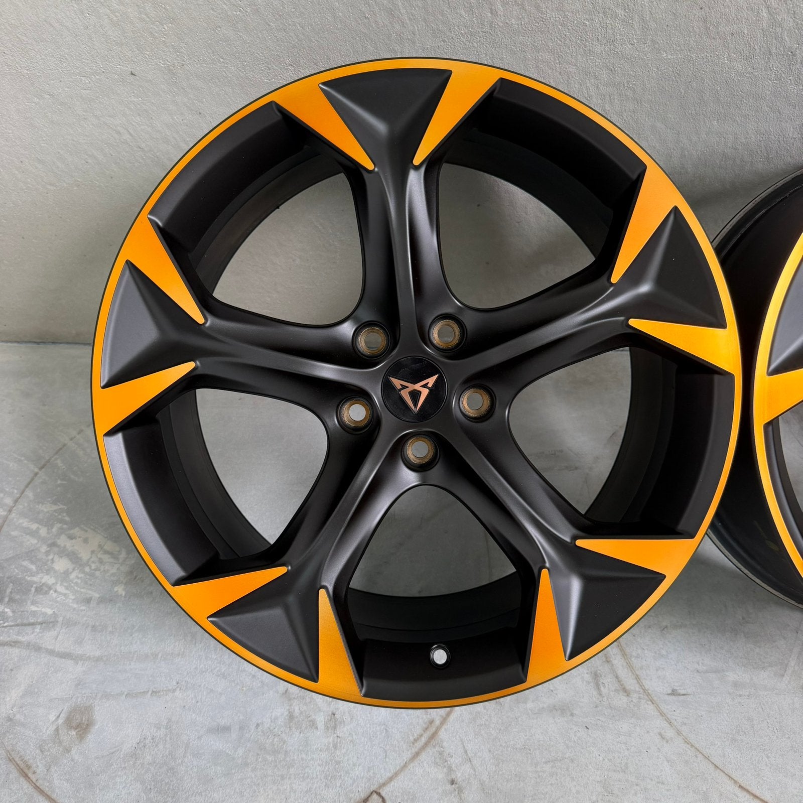 💥19 inch Origineel Cupra Formentor velgen 5FF601025E, Auto-onderdelen, Banden en Velgen, 19 inch, Gebruikt, Velg(en), Ophalen of Verzenden
