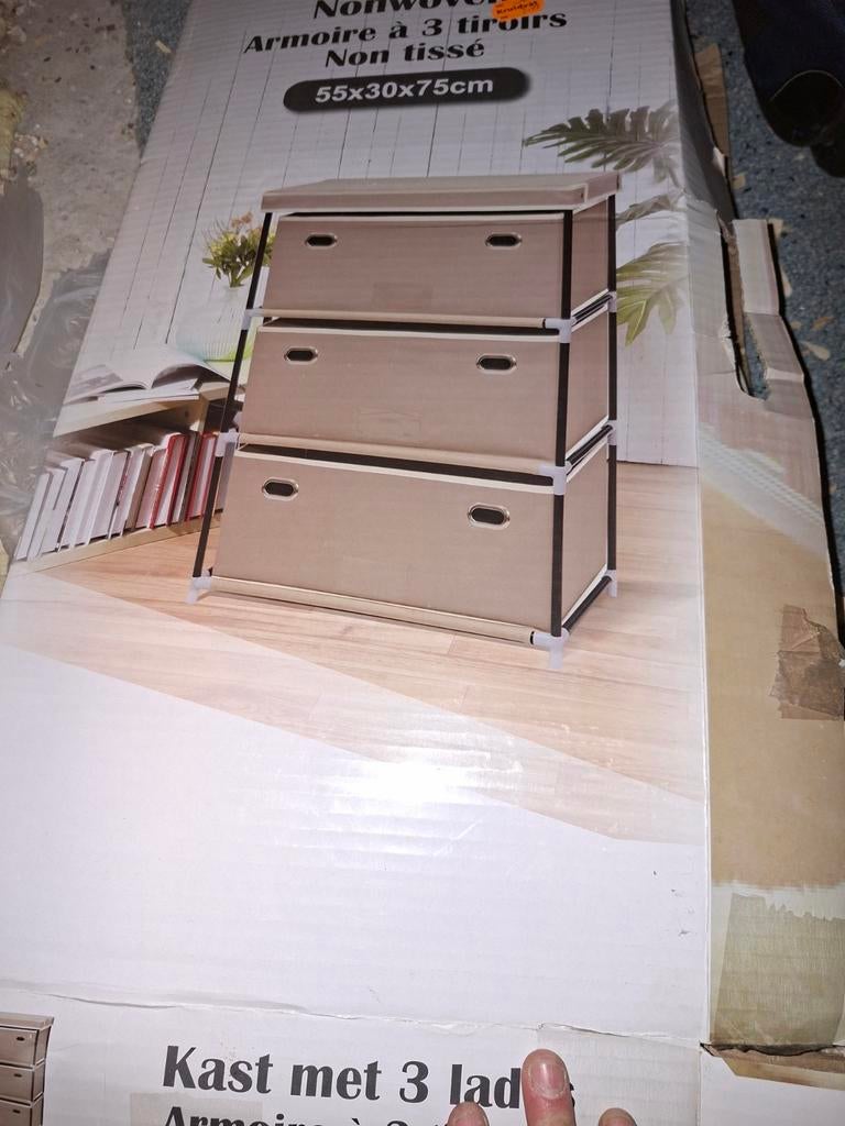 Stoffen kastje beige taupe 3 lsdes nieuw, Ophalen of Verzenden
