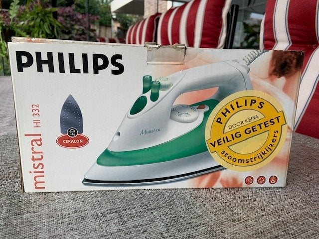 Philips stoomstrijkijzer, Mistral 322, Witgoed en Apparatuur, Strijkijzers en Strijkplanken, Ophalen of Verzenden, Nieuw