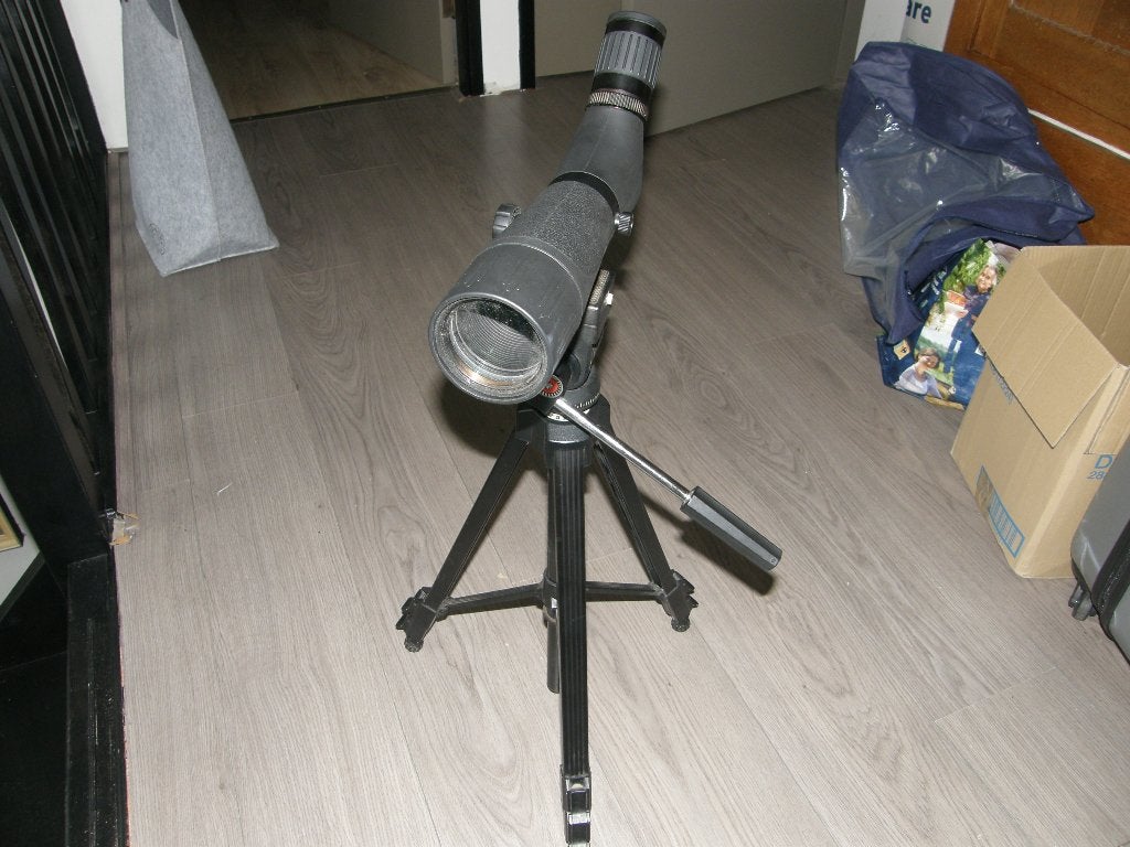 Bresser kijker met Gullmann statief, Lenzentelescoop (refractor), Met statief, Ophalen of Verzenden, Zo goed als nieuw