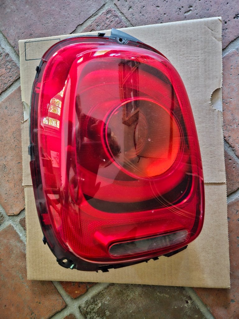 Achterlicht Mini Cooper 03.526.000 (R) en 03.525.000 (L), Ophalen of Verzenden, Gebruikt, Mini