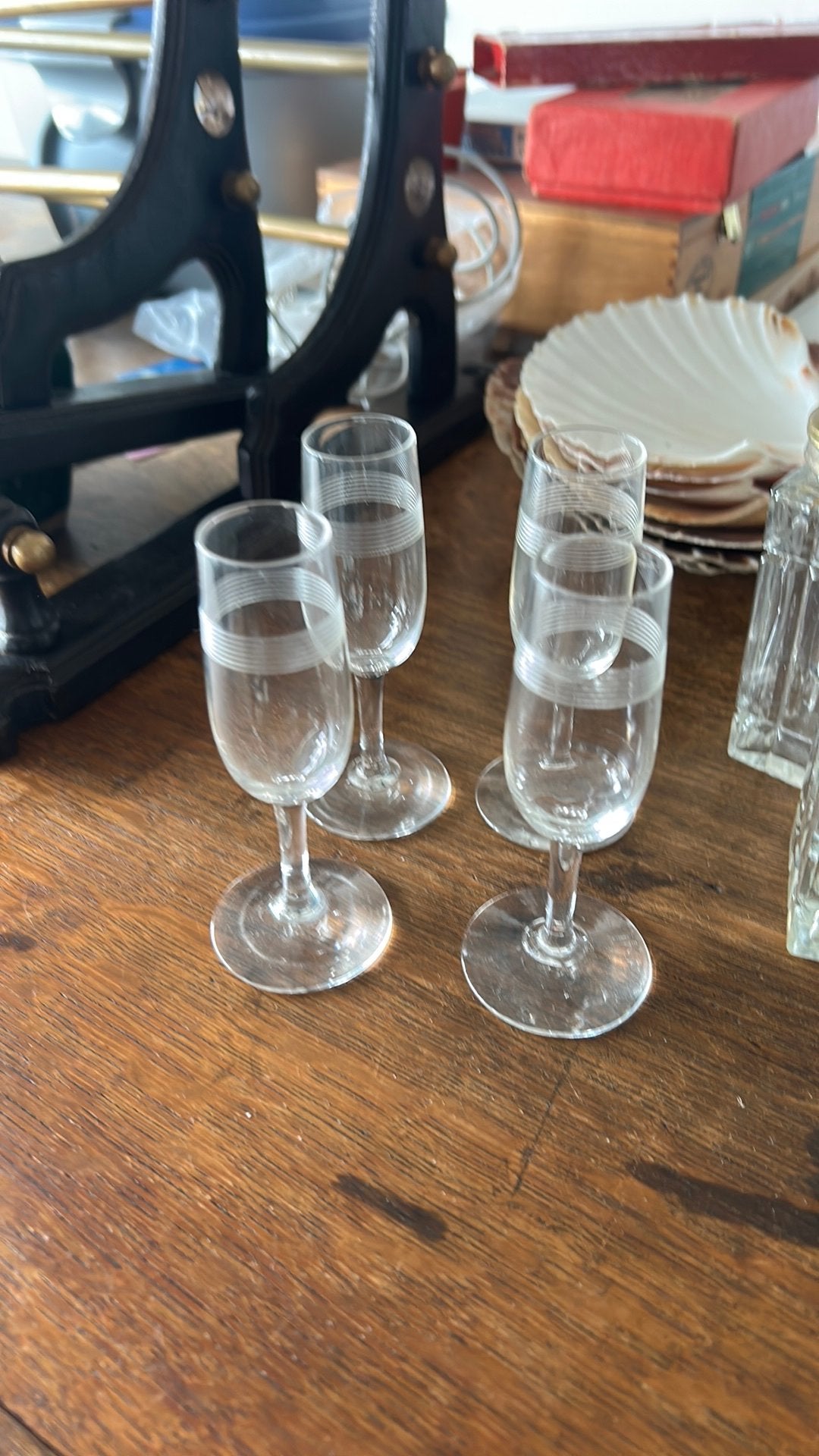 Kleine glaasjes, Verzamelen, Ophalen, Zo goed als nieuw, Borrel- of Shotglas