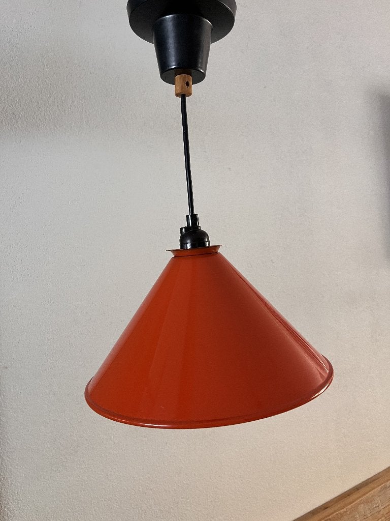 Vintage oranje kegelvormige hanglamp – retro / industrieel, Antiek en Kunst, Ophalen of Verzenden