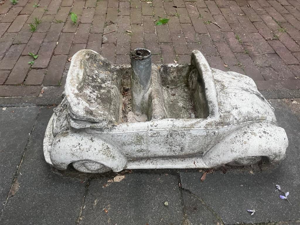 Gratis af te halen Zware betonnen parasol voet in vorm auto, Ophalen, Zo goed als nieuw, Overige typen