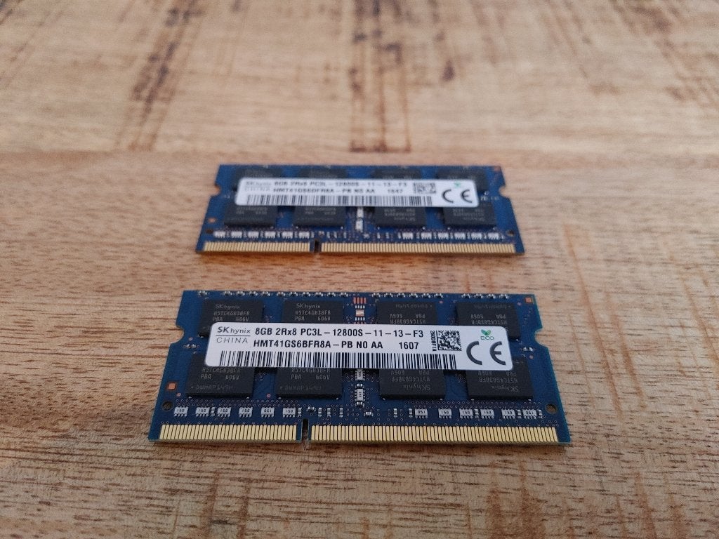 SK Hynix 16GB DDRL3 PC12800S 1600MHz SO-Dimm Set (2x8GB), Computers en Software, Unterschweinstiege 2-14 MAC Main Airport Cente r60549 Frankfurt am Main