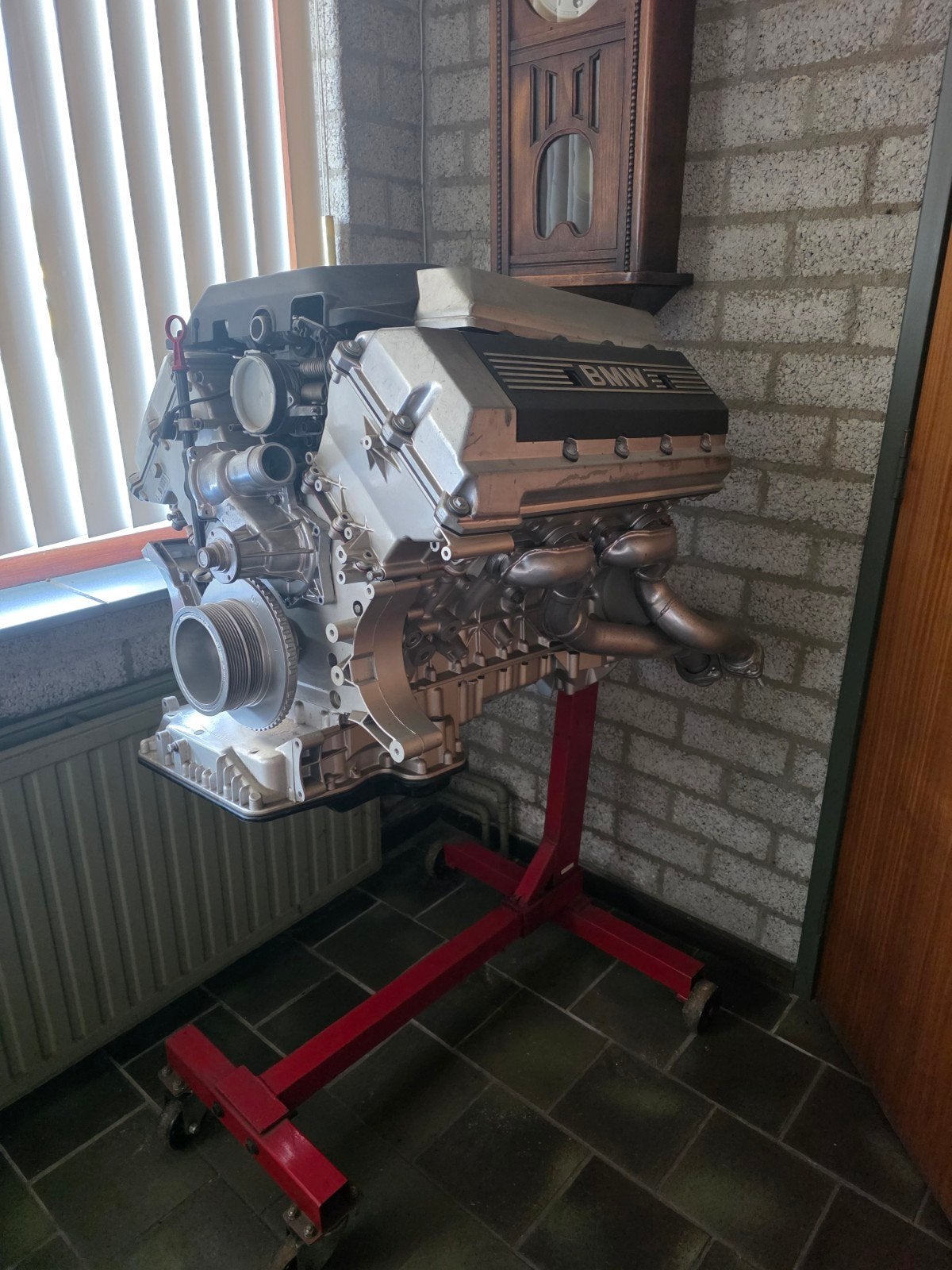 BMW V8 Motorblok op Motorsteun, Ophalen, Nieuw, BMW